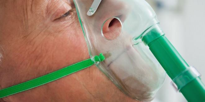 A oxigenoterapia consiste na administracao de oxigenio suplementar com o intuito de elevar ou manter a saturacao de oxigenio acima de 90 corrigindo os danos da hipoxemia. - Choque Obstrutivo
